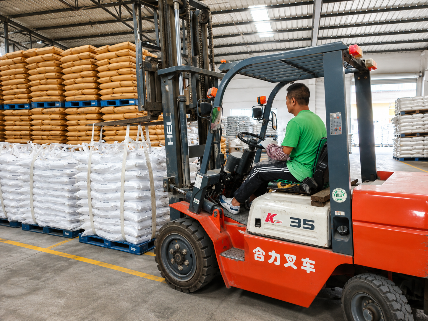 Laatste bedrijfsblogs HuaQun Wegenmarkering Producten Magazijn, Betrouwbare Opslag & Efficiënte Levering voor Wereldwijde Wegenveiligheidsprojecten
