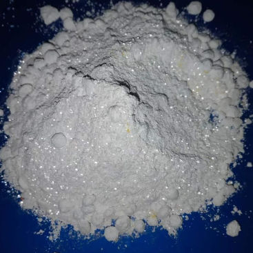Kopen Hoge reflectieve witte en gele thermoplastische wegmarkeringsmaterialen warm gesmolten verf online vervaardiging