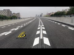 Verkeersreflecterende warmsmeltverf op maat van standaard thermoplastische verf